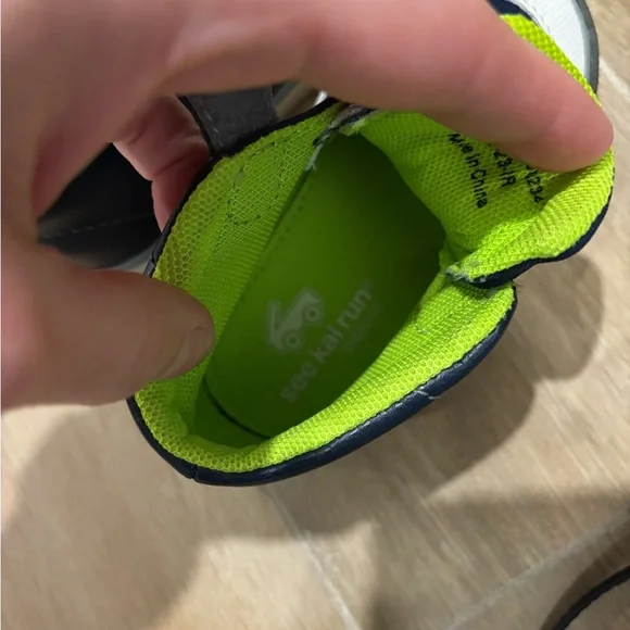 Toddler boy See Kai Run Navy Sneakers - Picture 4 of 4